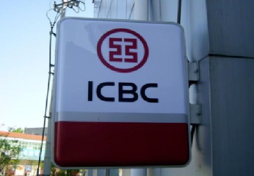 平湖导致灯箱发黄的原因有哪些?